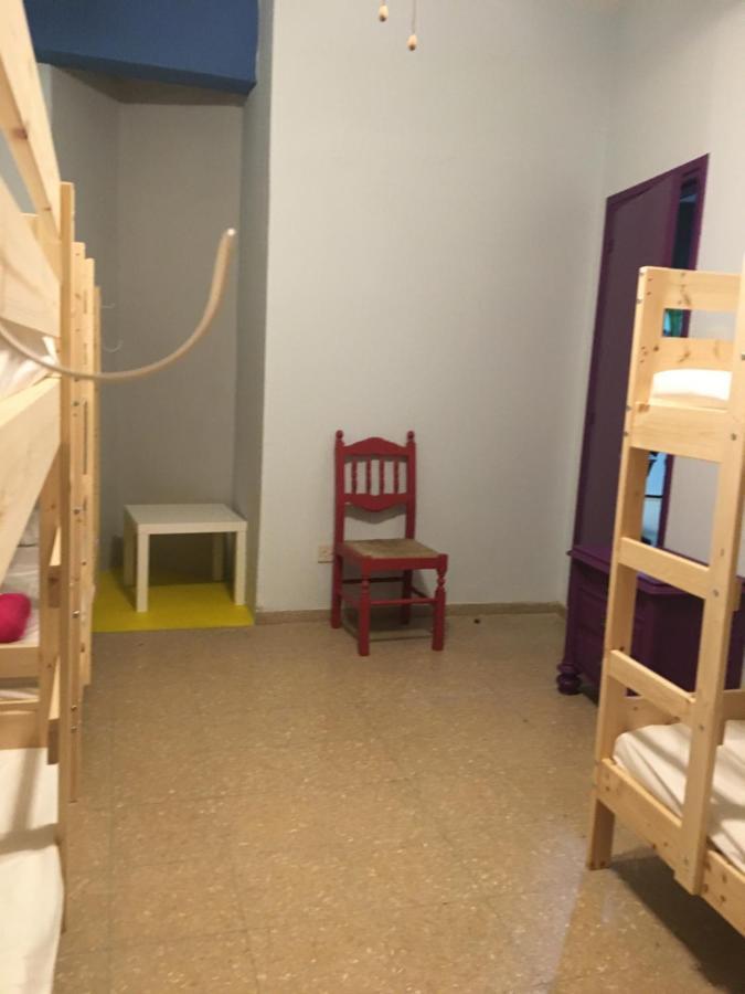 Past Or Trail Hostel Larnaca Buitenkant foto